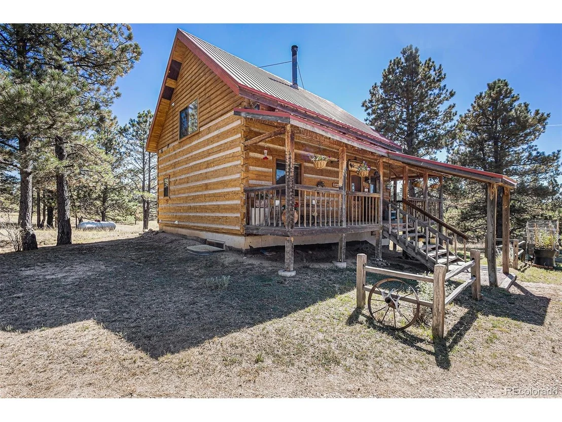 Photo of 18450 Saddle Blanket Ln