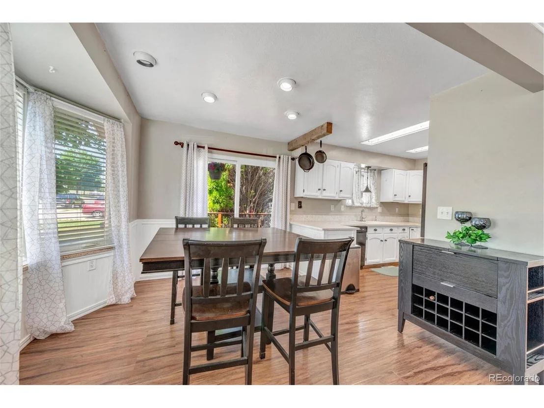 Photo of 9469 Grandview Ave