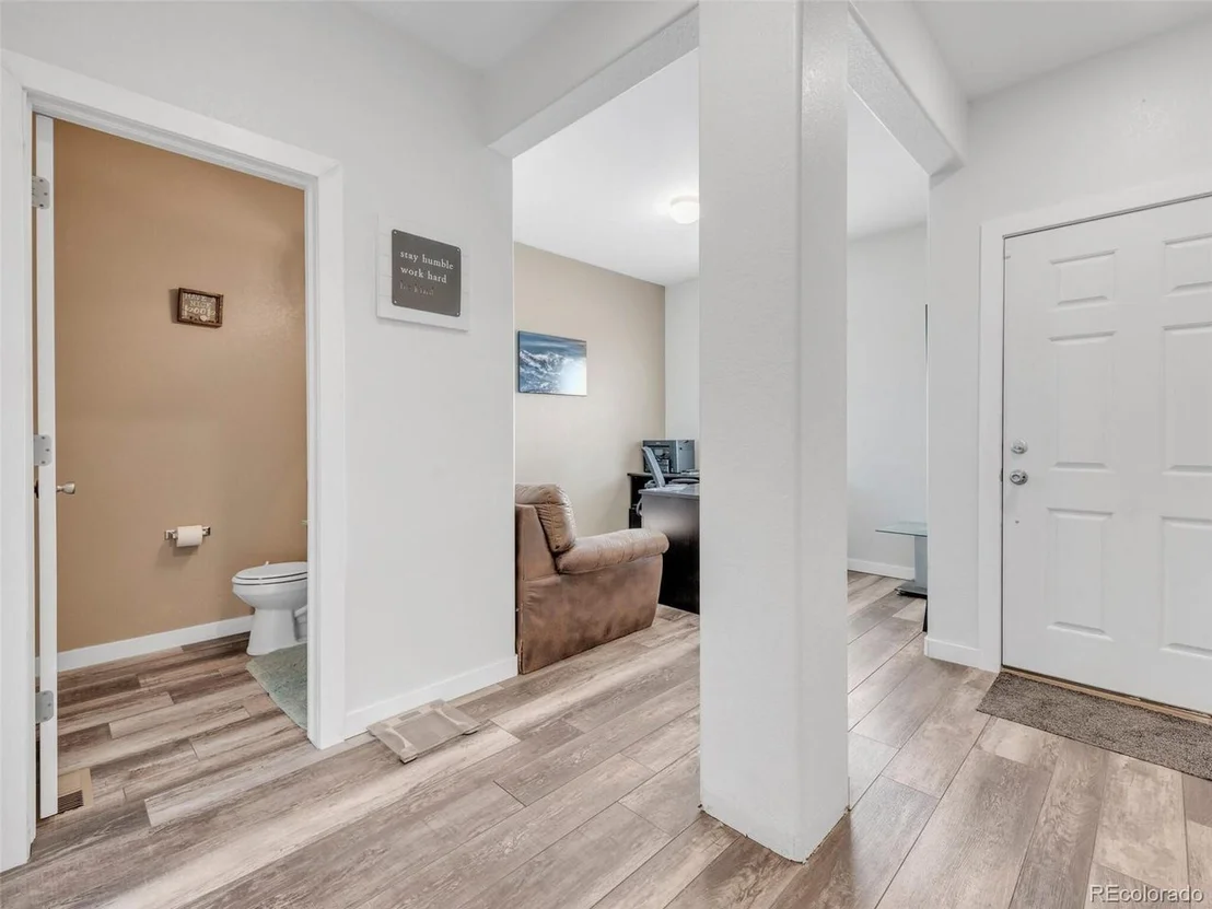Photo of 5601 West View Cir