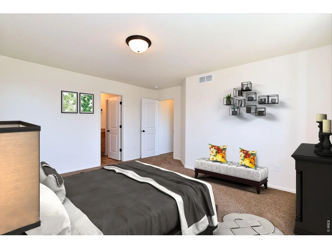 Photo of 2400 Juno Ln