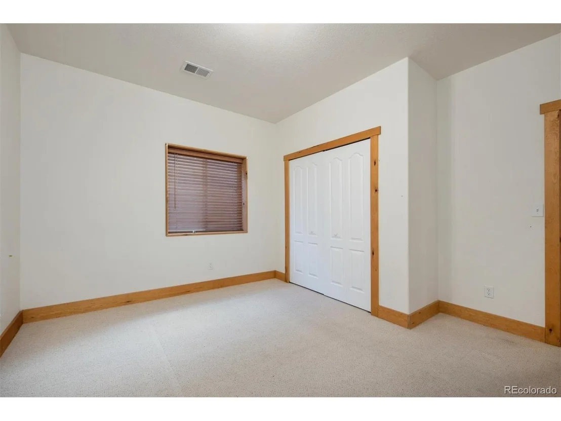 Photo of 314 Sandstone Dr