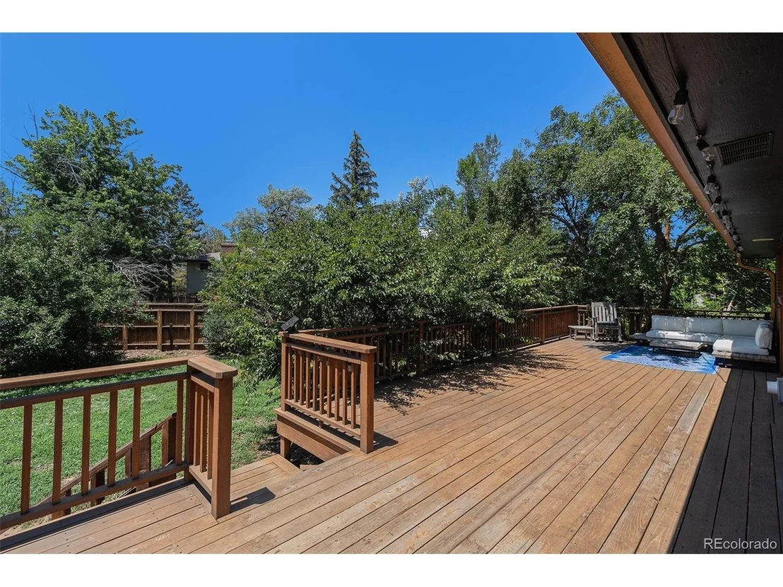 Photo of 15 Pawnee Dr