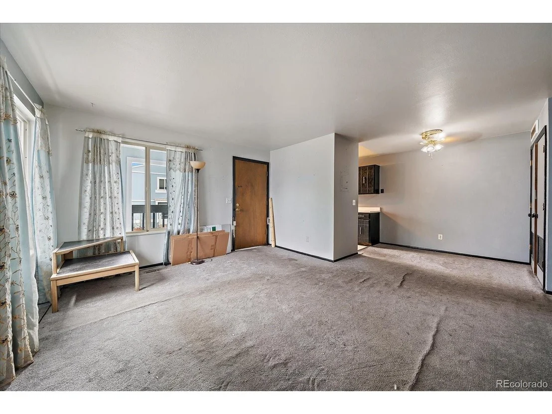 Photo of Unit 160 at 7917 Chase Cir
