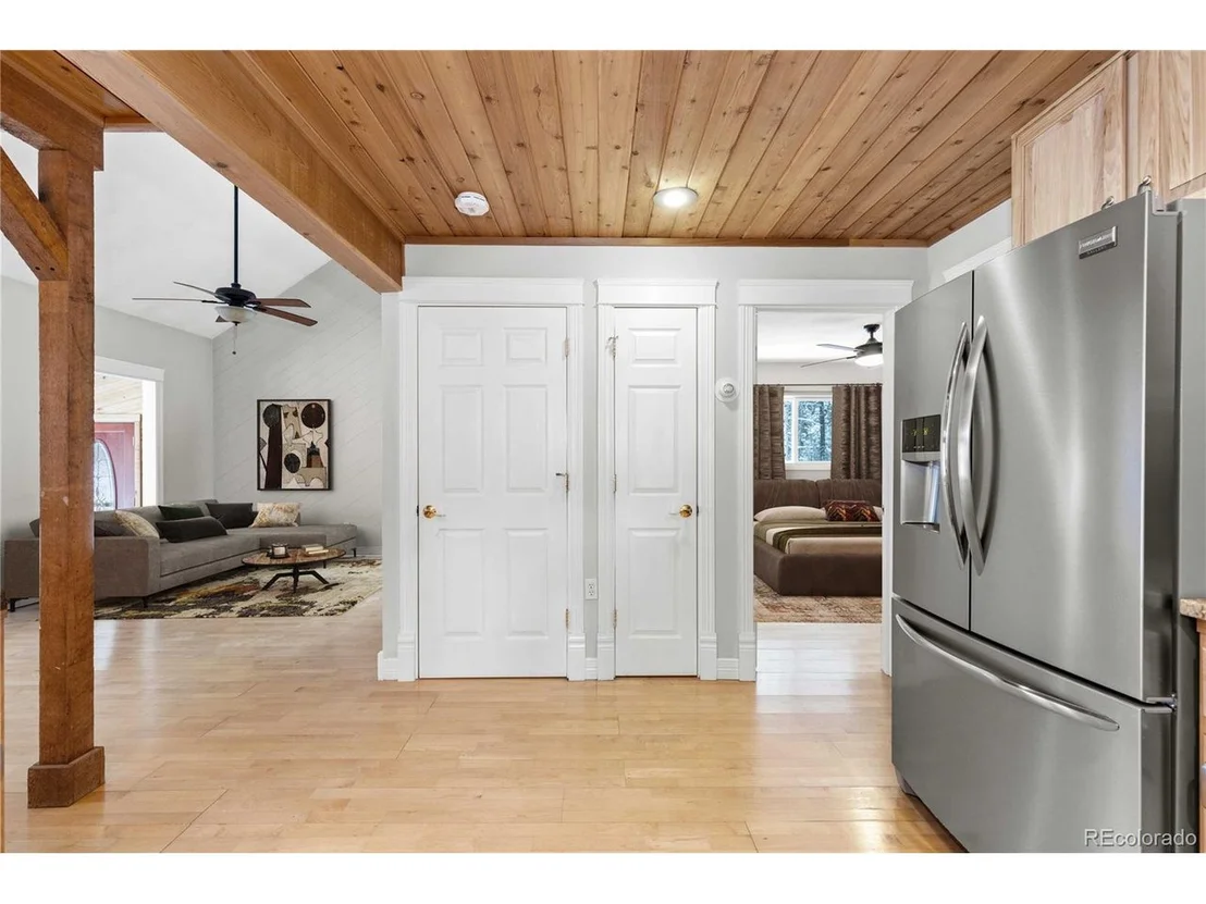 Photo of 10684 Beas Dr