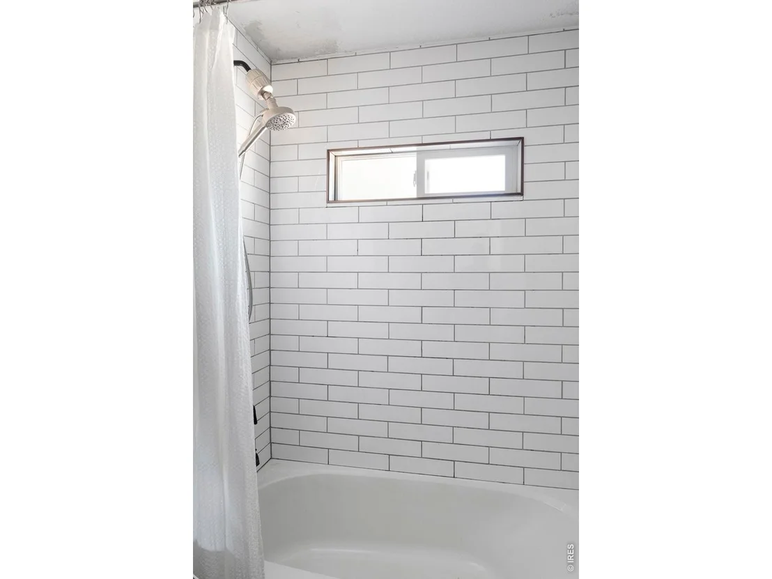 Photo of 8441 Devonshire Blvd
