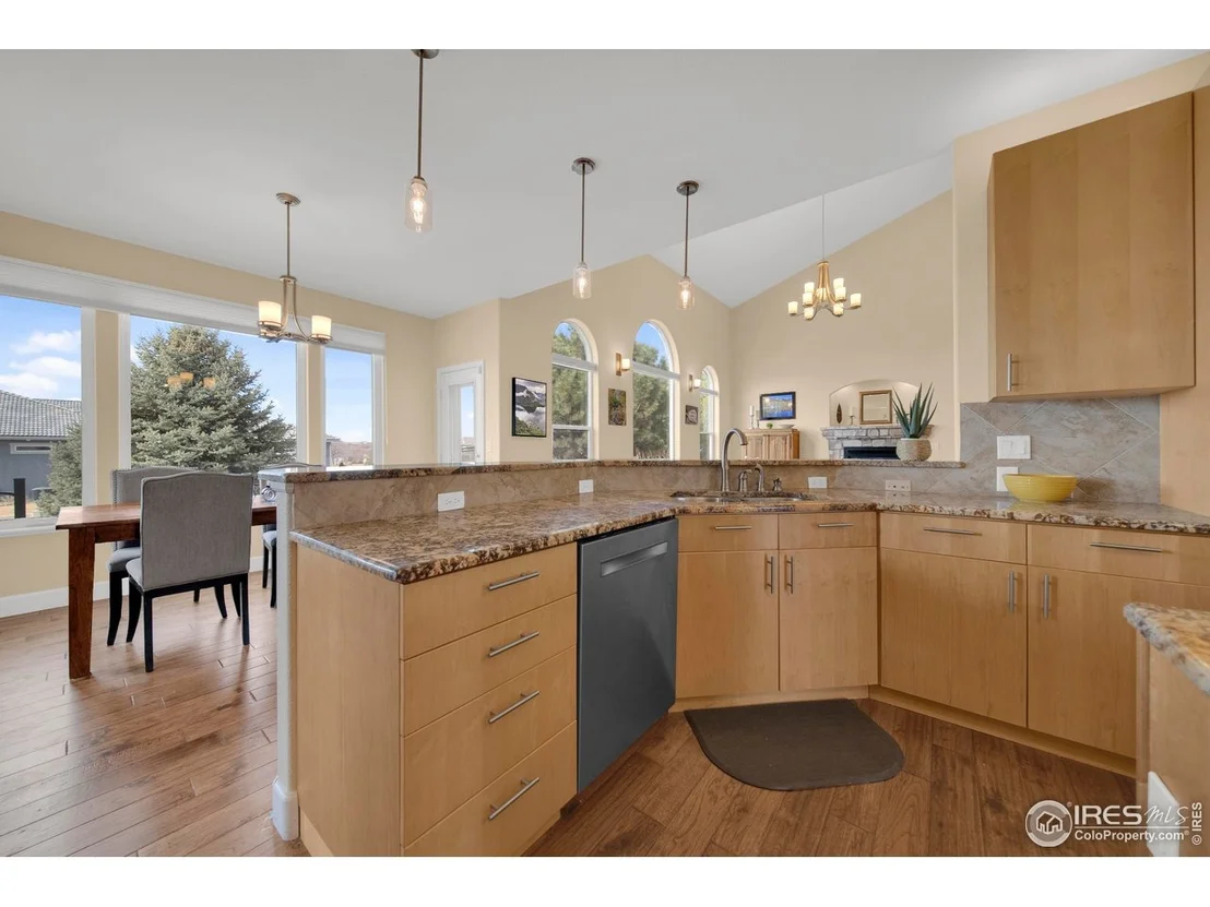 Photo of 63 Lakeview Cir