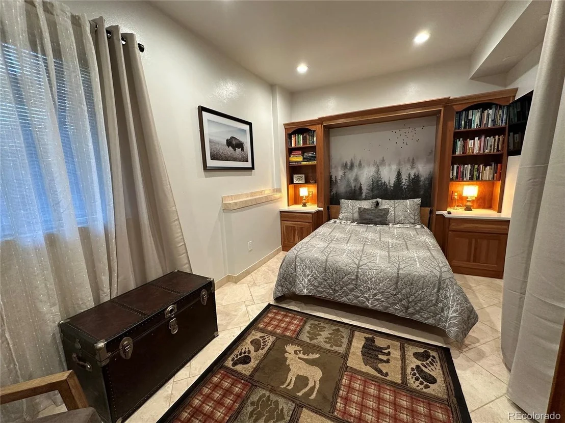 Photo of 7454 Queen Cir