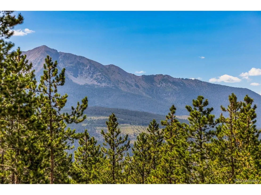 Photo of 242 Point View Pl