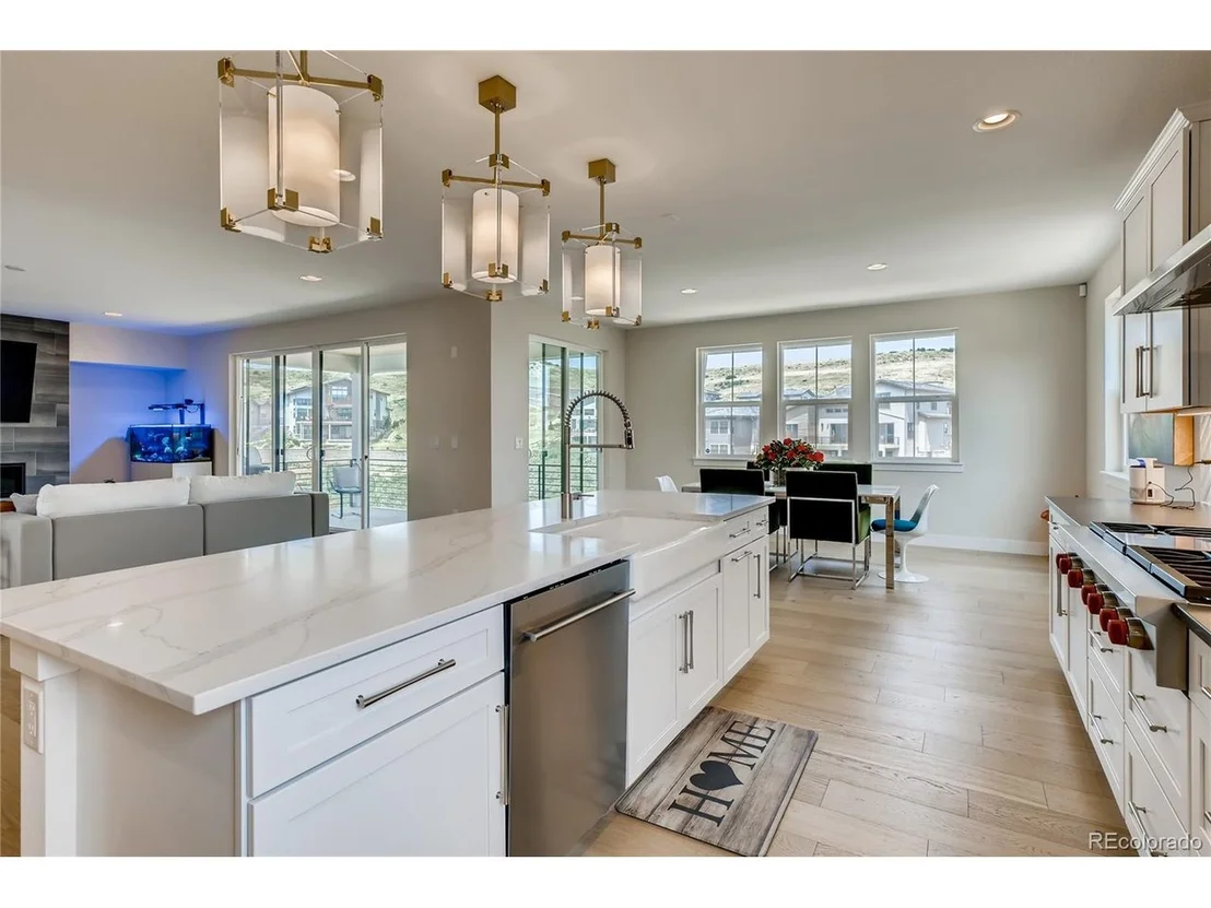 Photo of 9625 Viewside Dr
