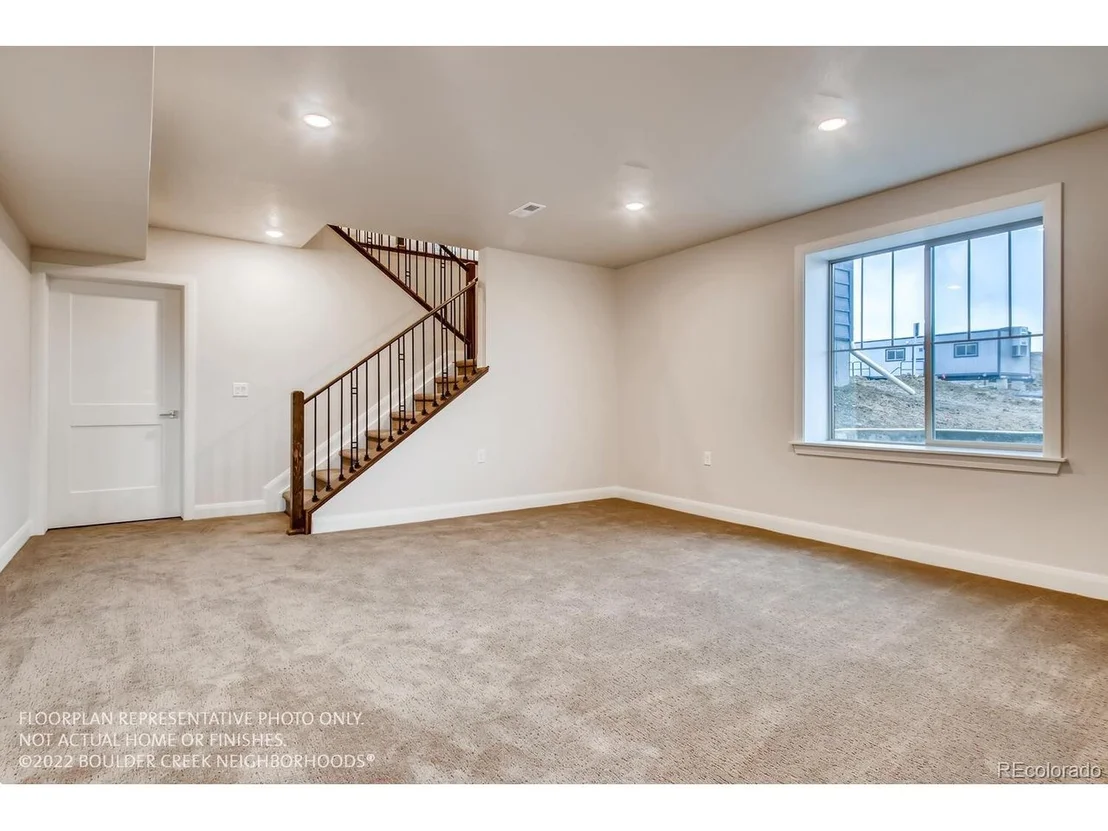 Photo of 886 Quarry Cir