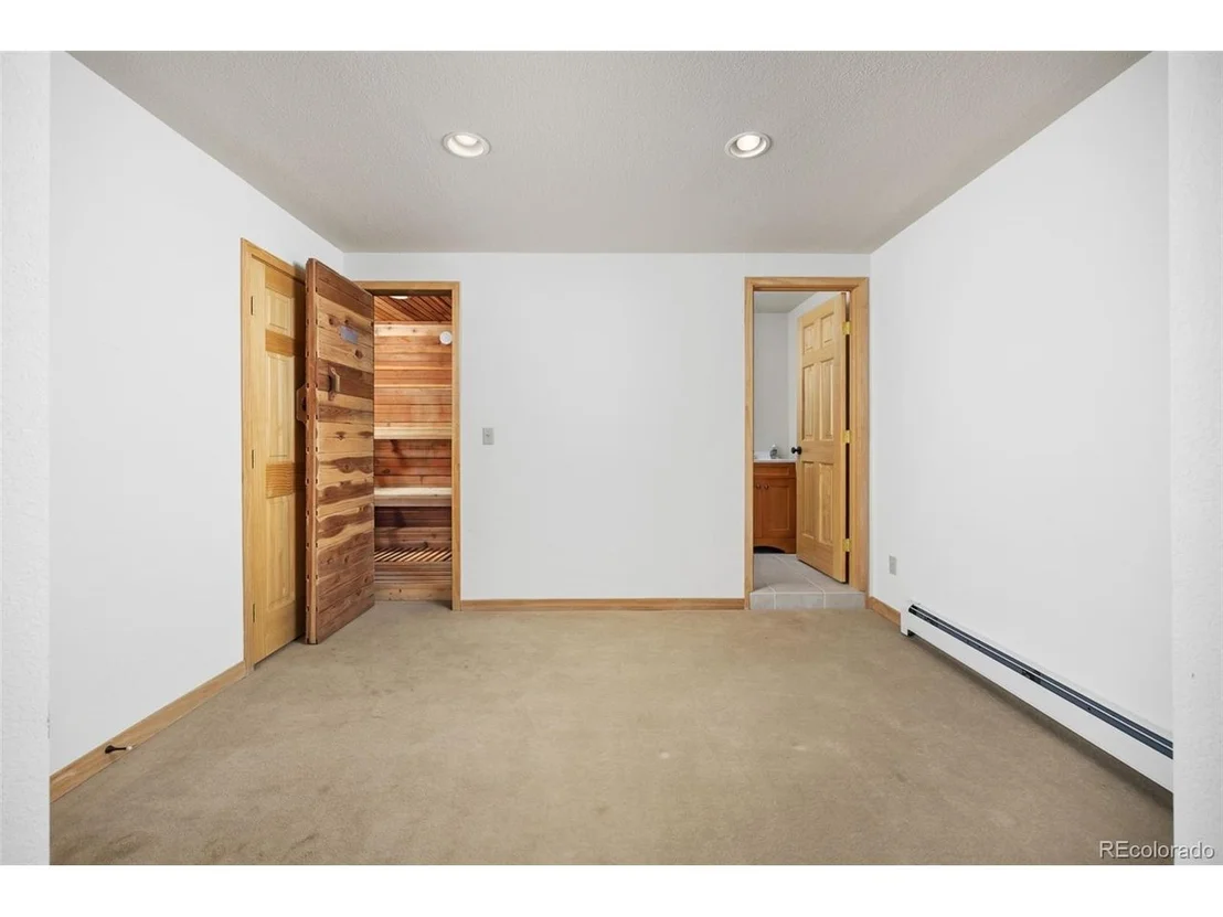 Photo of 253 Alpine Dr