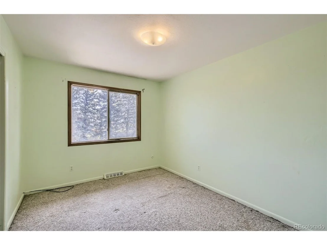 Photo of 1465 Kendall Dr