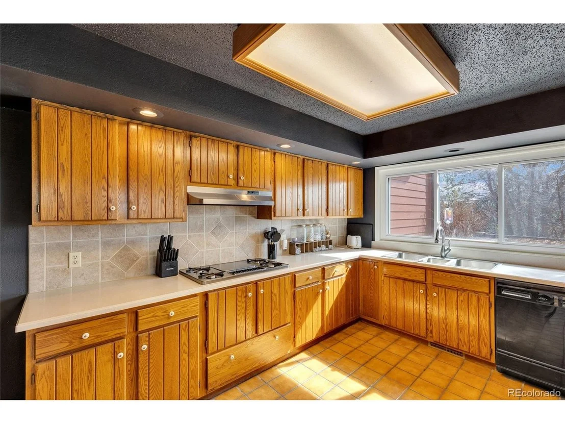 Photo of 9805 Deerfield Rd
