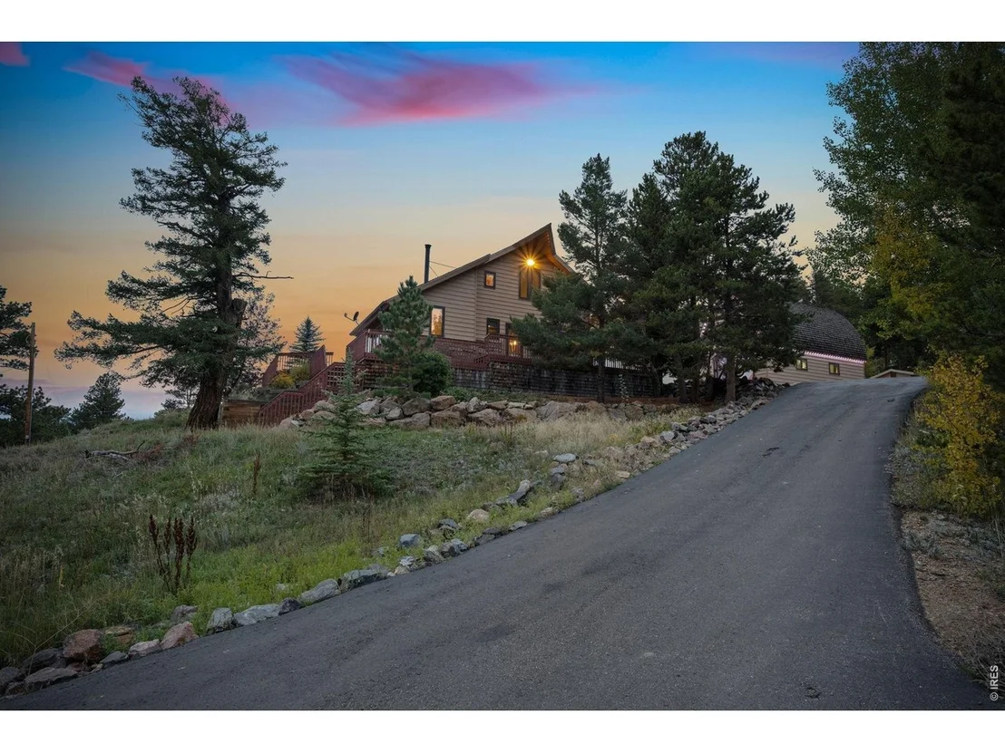 Photo of 697 N Beaver Rd