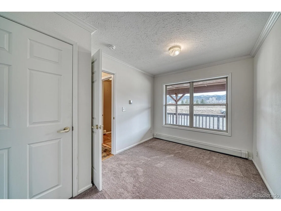 Photo of 7460 County Road 156w