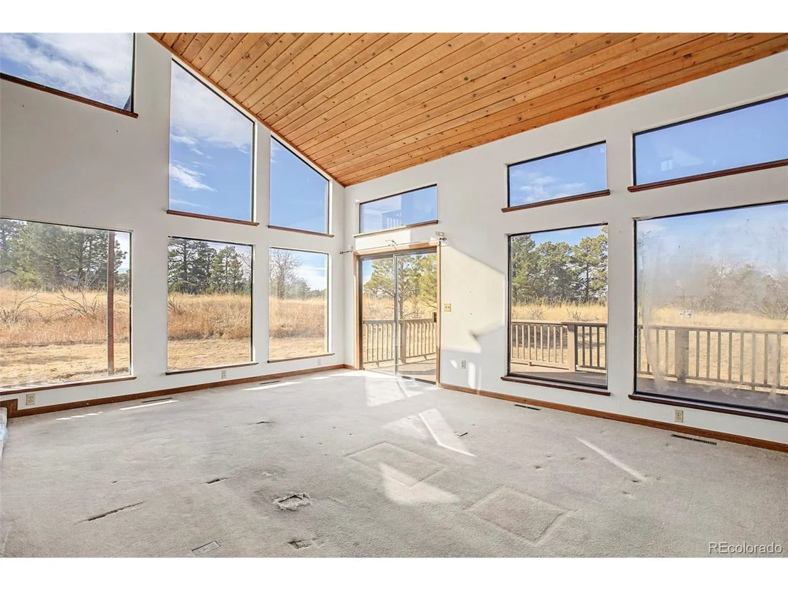 Photo of 5765 Thunder Hill Rd