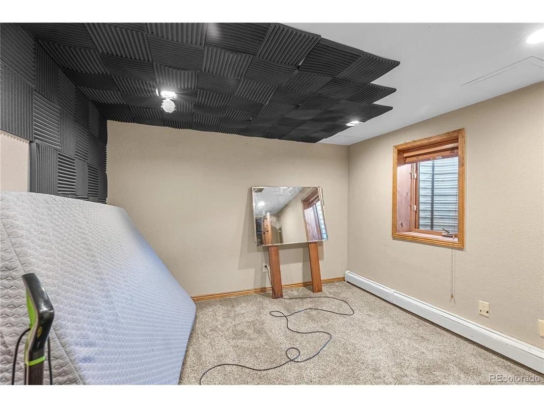 Photo of 208 Deer Path Rd