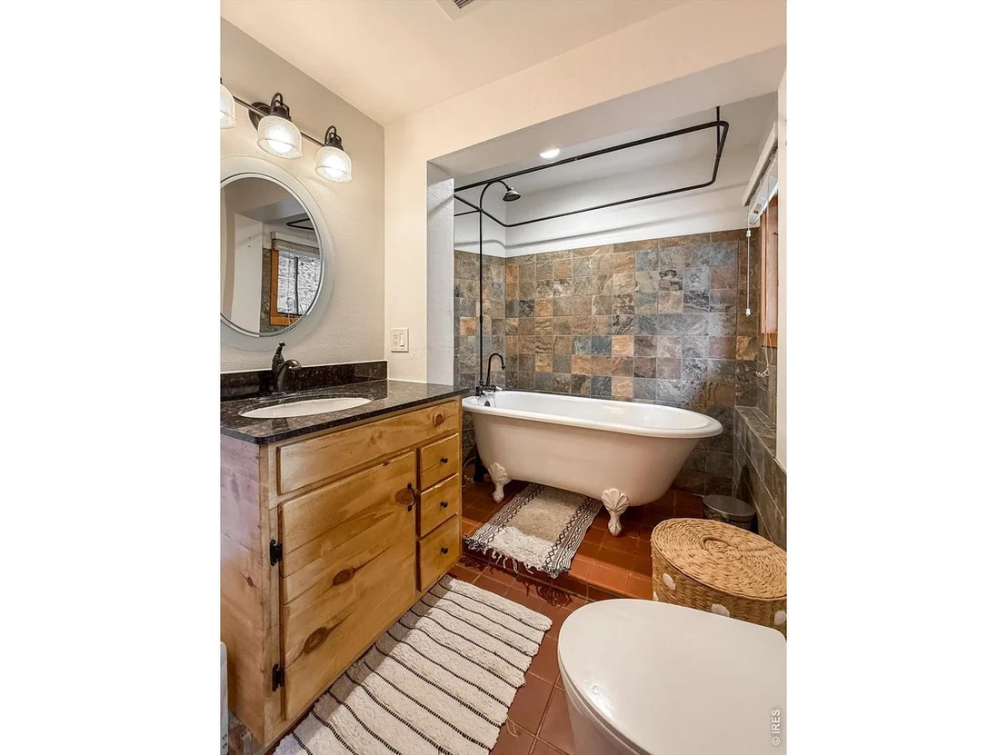 Photo of 34 Cedar Dr