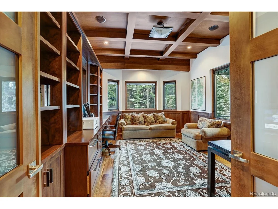 Photo of 219 Glen Eagle Loop