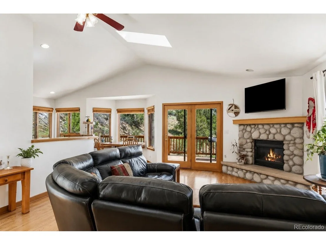 Photo of 1649 Elk Valley Dr