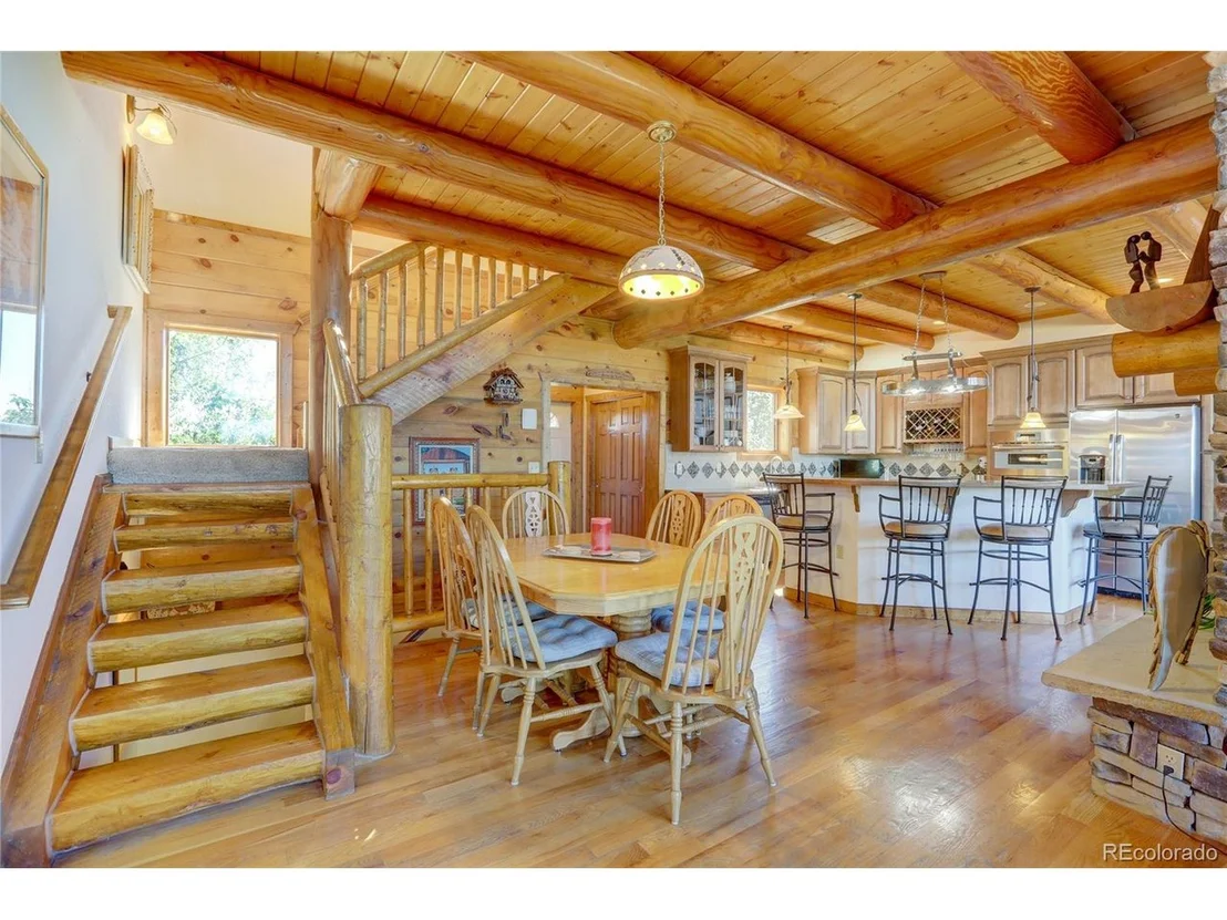 Photo of 6584 Lakeside Cir