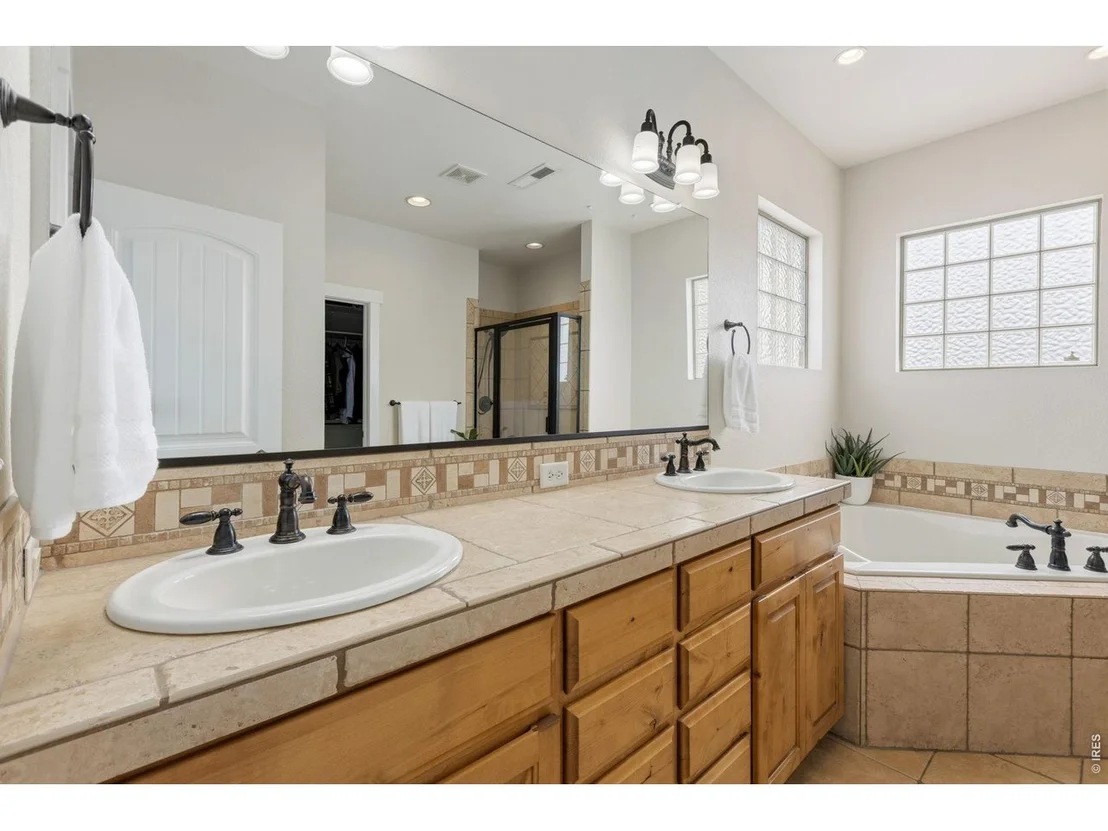 Photo of 6515 Aberdour Cir