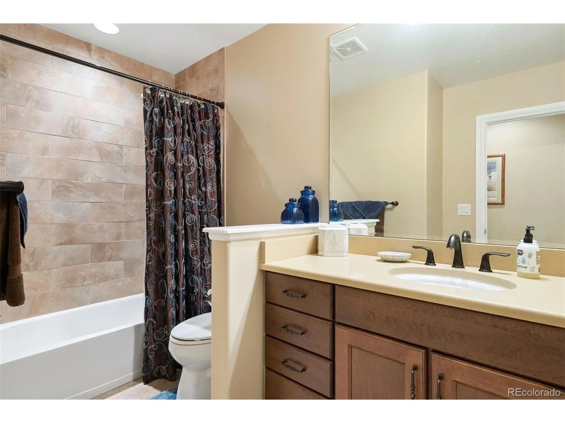 Photo of 4607 W 105th Way