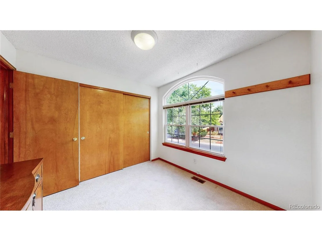 Photo of 11832 W 75th Cir