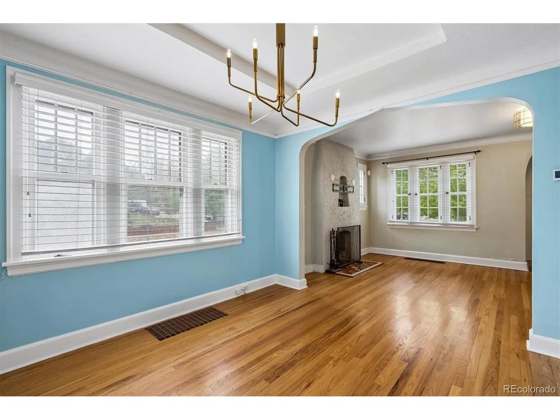Photo of 1400 Elm St