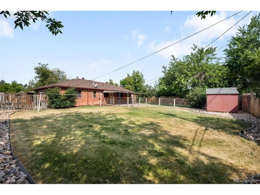 Photo of 720 Troy St