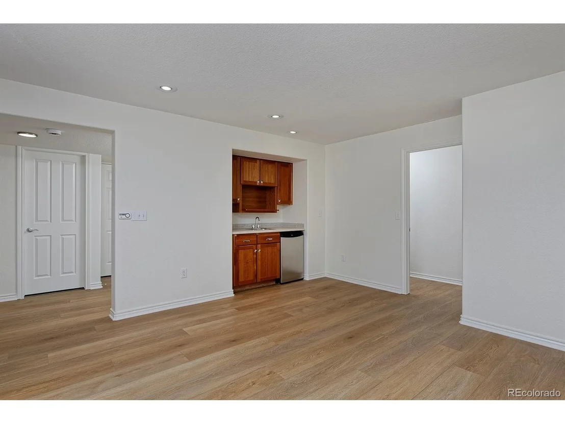 Photo of 700 Windflower Dr