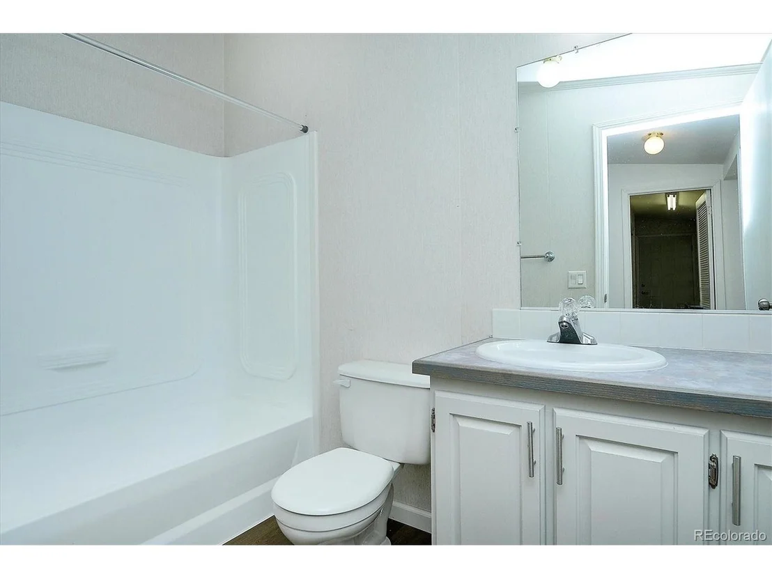 Photo of 164 Robert Dr