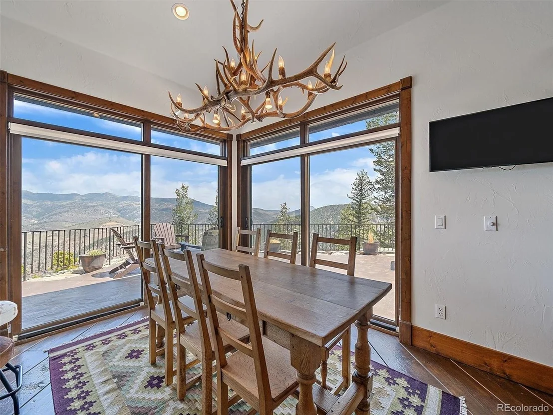 Photo of 221 Halter Way