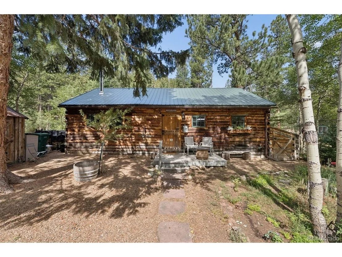 Photo of 3141 Riverside Dr