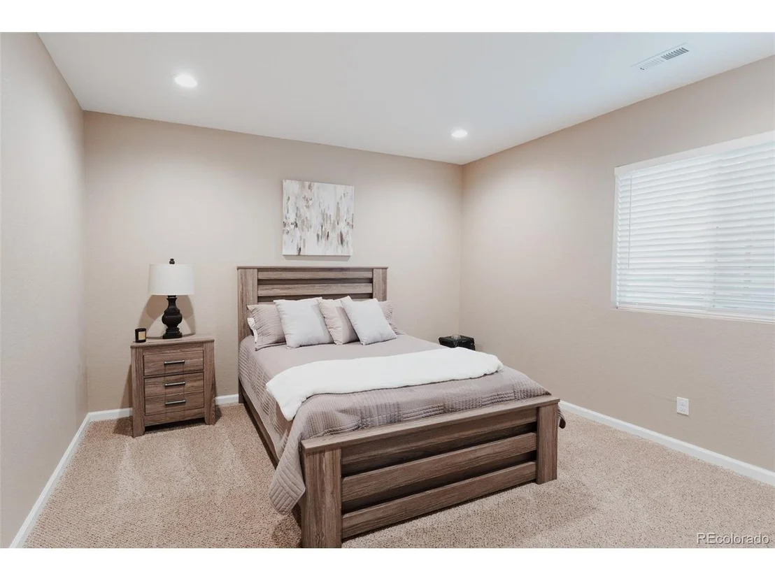 Photo of 9524 Moss Way