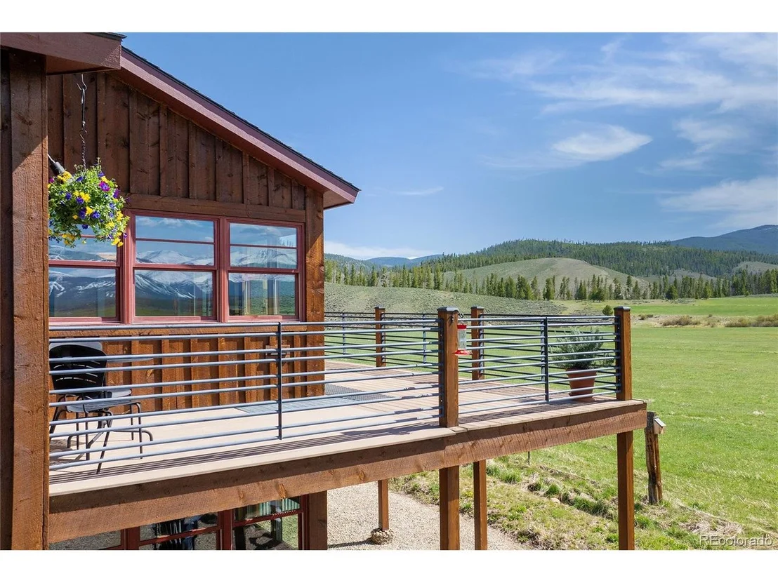 Photo of 242 County Road 842