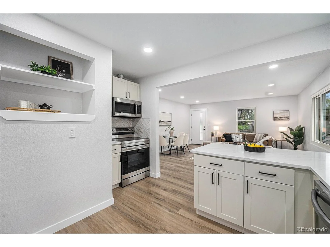 Photo of 5491 Lowell Blvd