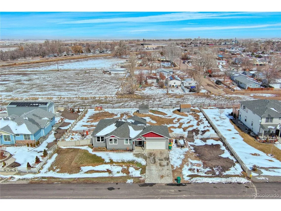 Photo of 345 Foxtail Dr