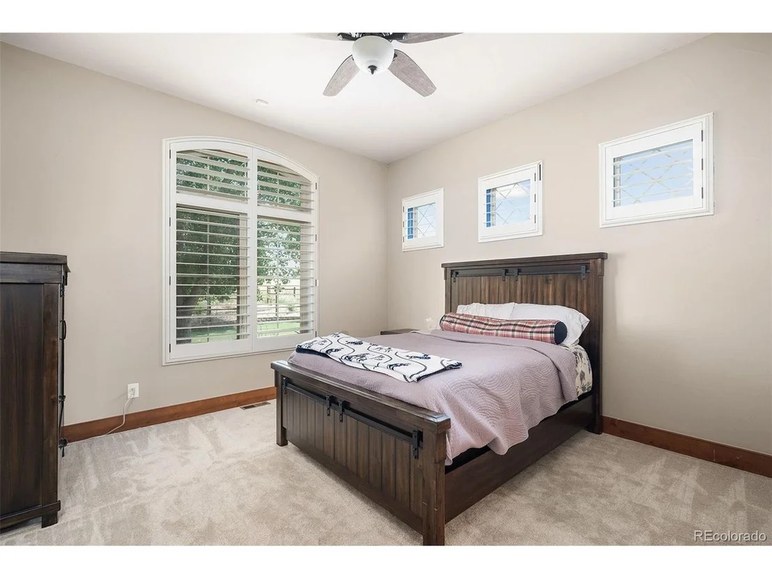 Photo of 5740 Lambert Ranch Trl