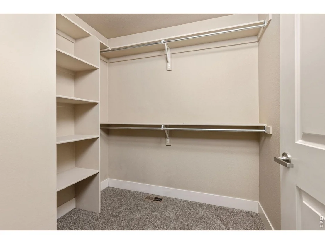 Photo of 102 Kitty Hawk Dr