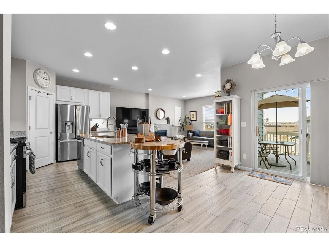 Photo of 930 Mcmurdo Cir