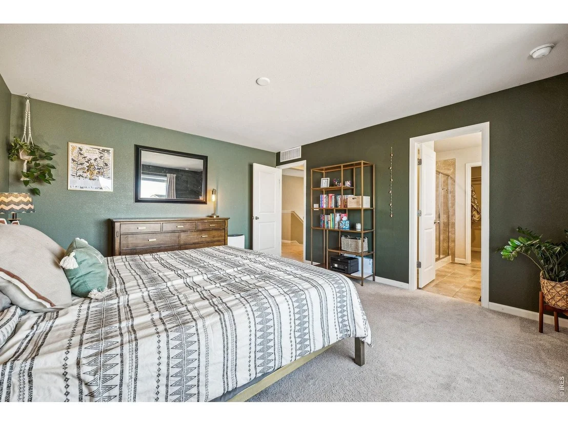 Photo of 376 Country Rd