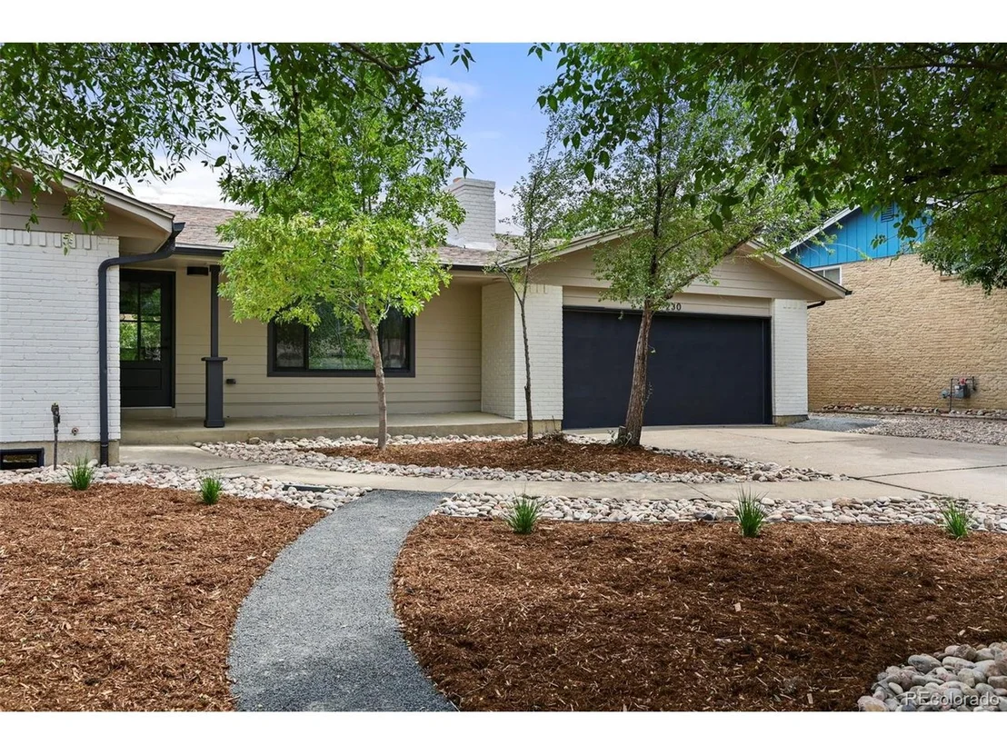 Photo of 230 Seminole Dr