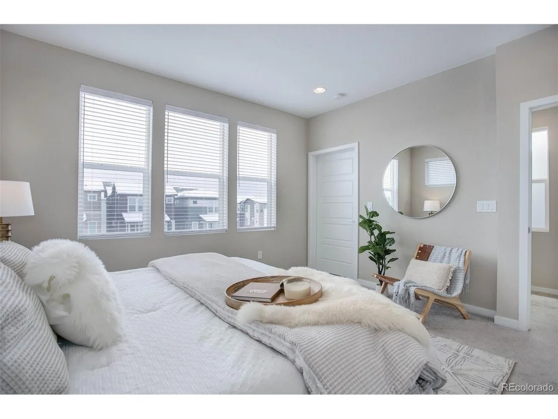 Photo of 11044 Shining Star Cir