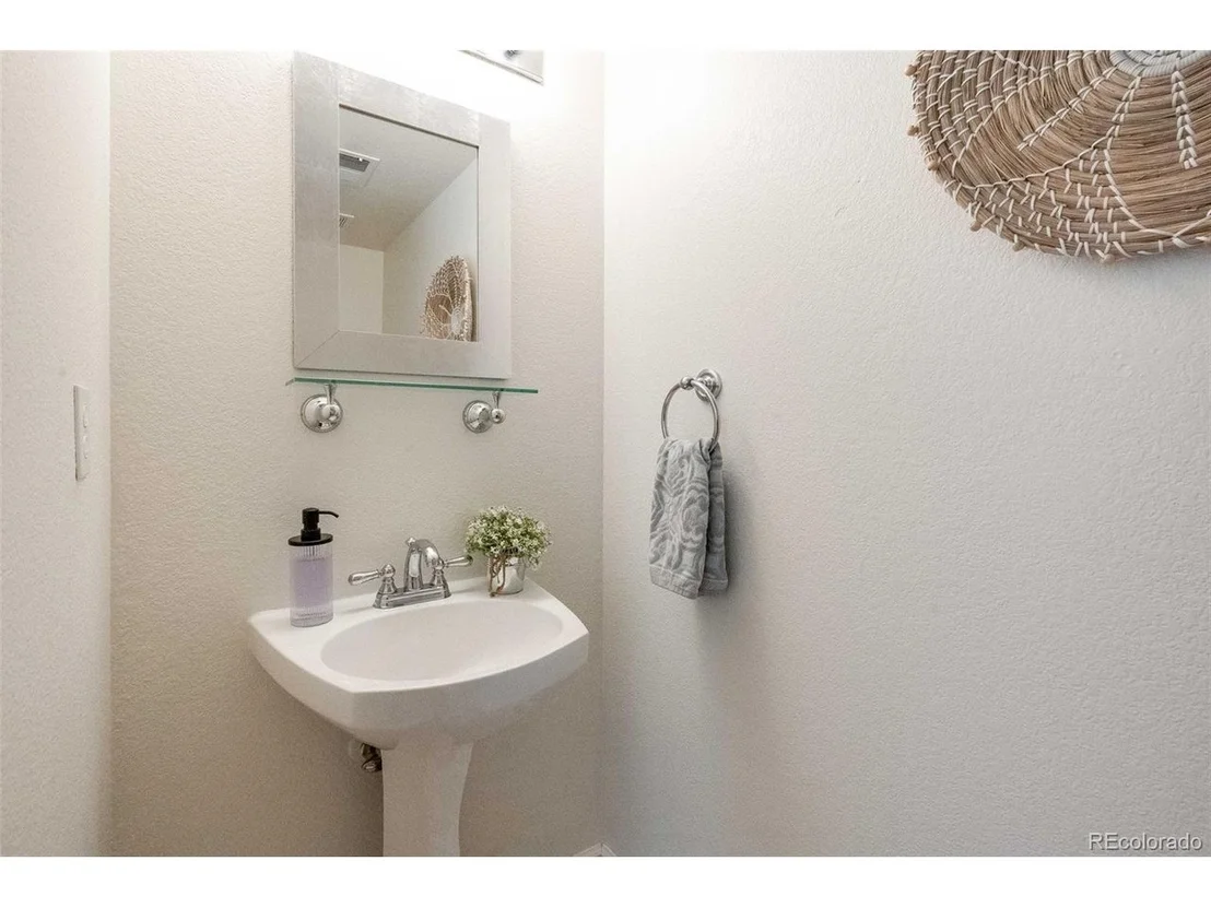 Photo of 8348 Bluegrass Cir