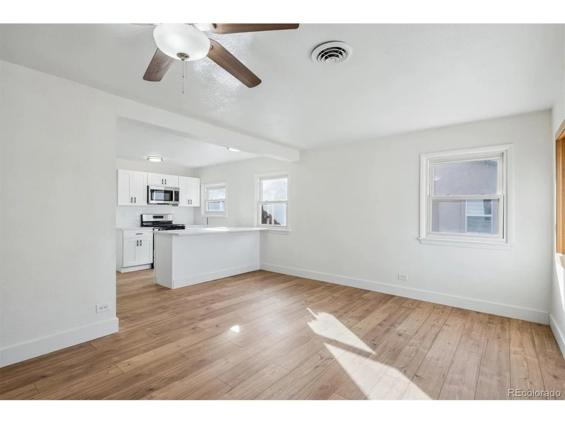 Photo of 936 Meade