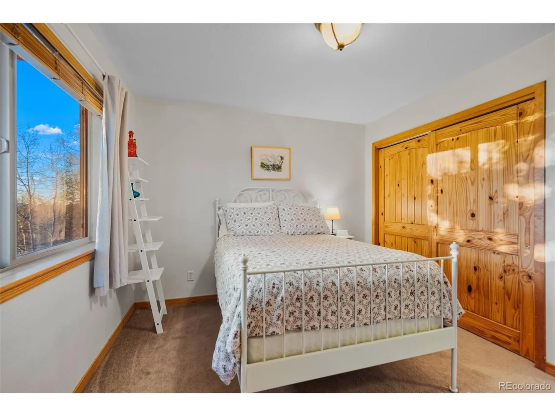 Photo of 48 Teton Trl