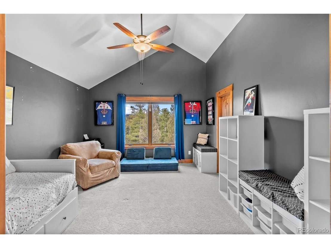Photo of 11272 Belle Meade Dr