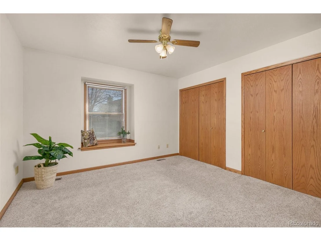 Photo of 162 48th Ave