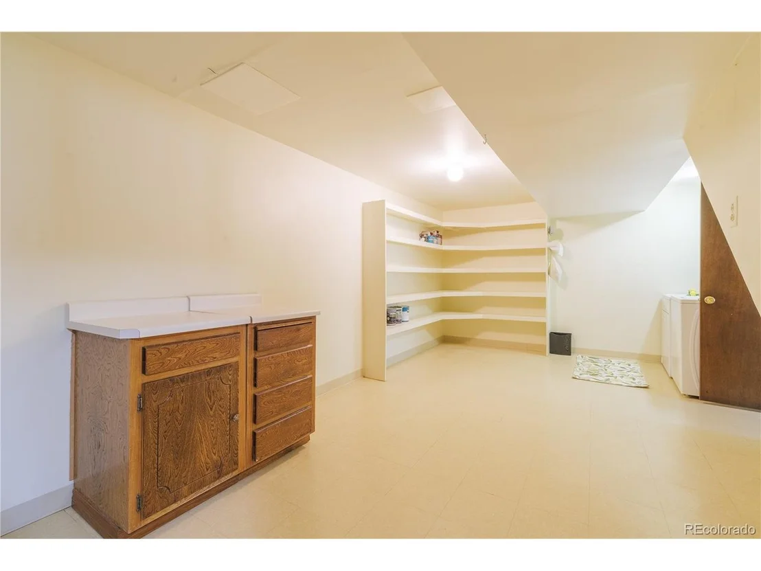 Photo of 7 Cornell Dr